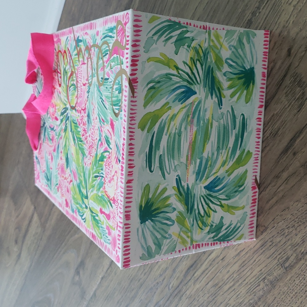 Lilly Pulitzer Pink and Green Gift Bag - Picture 6 of 6